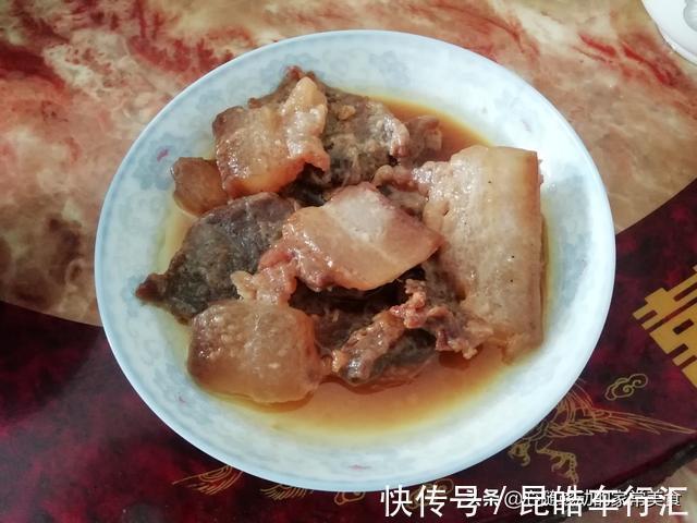 蒜蓉辣椒|孩子过生日,奶奶做了一桌菜,朋友圈火了,网友:我也想过生日了
