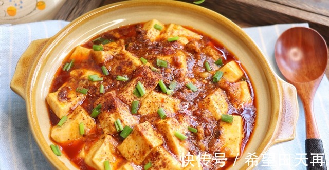 这道菜|豆腐加肉沫，简单两样，做出经典下饭菜，麻辣香嫩，连汤汁都好吃！