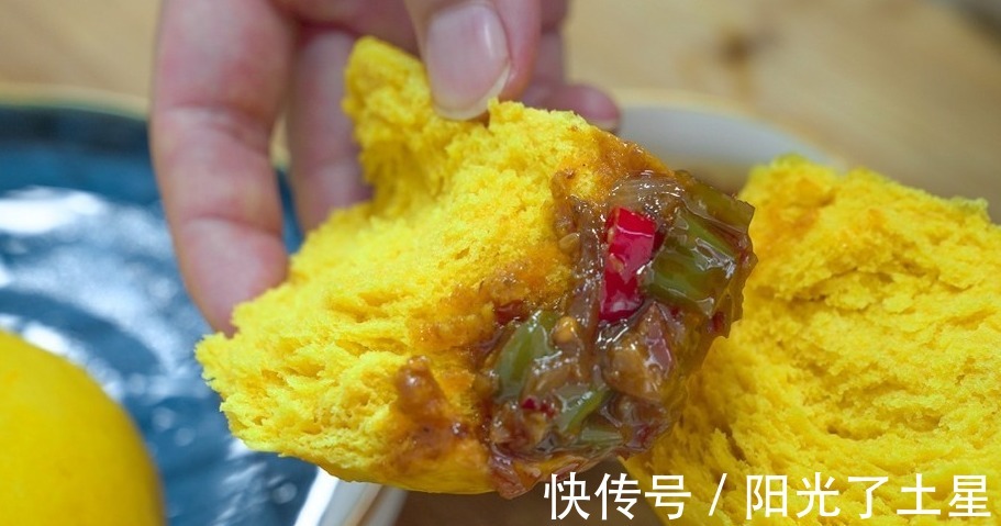 酱香饼|10分钟做锅万能酱，适合各种饼类、海鲜、烧烤、比老干妈好吃多了！