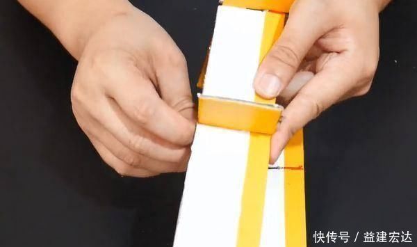 小窍门|空鞋盒我从来不扔，用刀割一圈，放衣柜太实用了，做5个都不嫌多