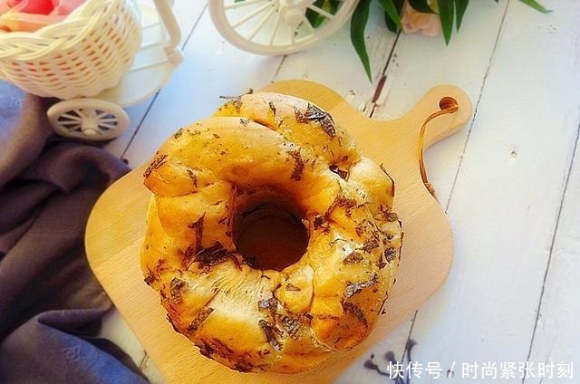 这是我吃过的最好吃的面包，没有之一，不用造型，做法真简单！