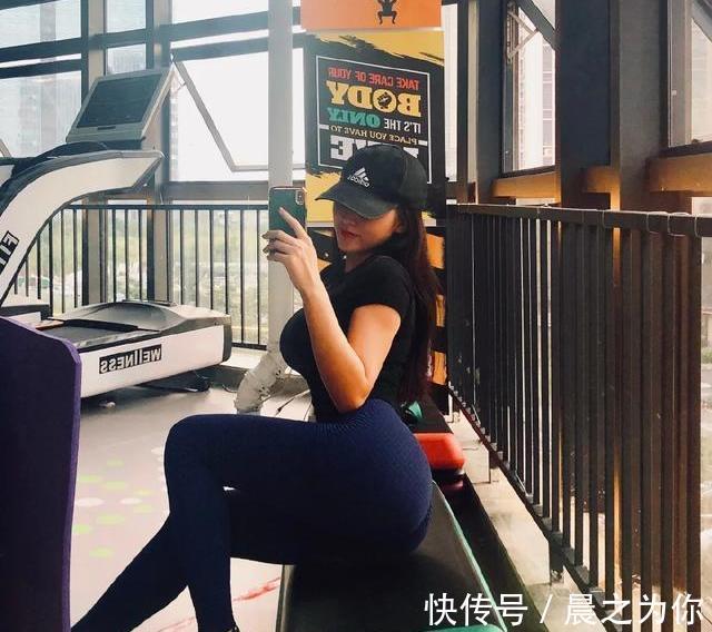 画家|臀围98cm是什么水平?这位女画家,用激情抒写健身篇章!