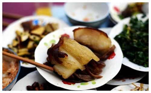 过度肥胖|统计可知：高血脂“元凶”可归纳为这5点，早知道早预防