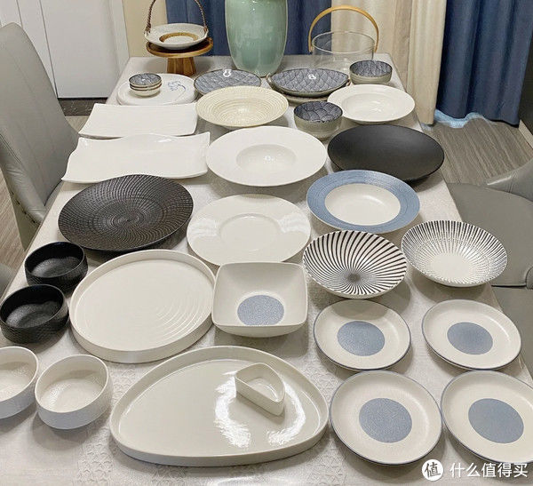 收纳|入住才知道,号称新房必备的8类物品,才是极简生活的“绊脚石题