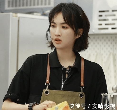 中餐厅|姚安娜在《中餐厅》唱歌获宁静等肯定，发新歌网友评价却褒贬不一