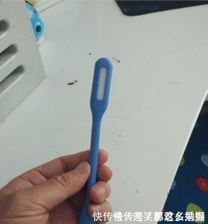 小灯|淘宝8.8元买了个小灯,收到发现是坏的,卖家非要赔我10元