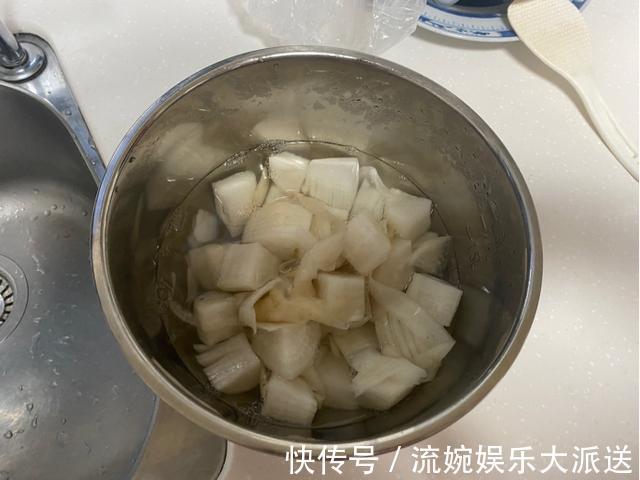 腌萝卜用白醋还是陈醋专业厨师传授技巧，简单快手又脆爽