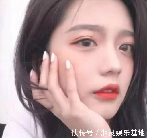 使劲儿|“黄皮”女生要注意,3种水果使劲儿吃,“肤色”轻松变白