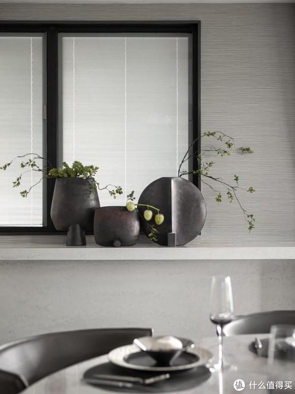 次卧|90后夫妻的215㎡新家,干干净净轻奢风,住起来真叫一个高级!