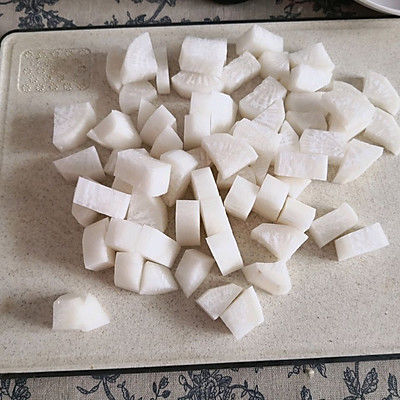 米饭只配一碗饭,我也会选#精致一人食#酱烧白萝卜