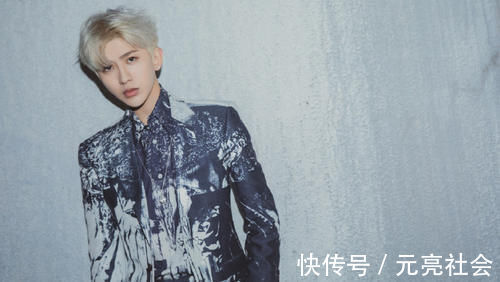 奔跑吧私下聚餐:BABY素颜接地气,蔡徐坤郭麒麟座位距离有亮点