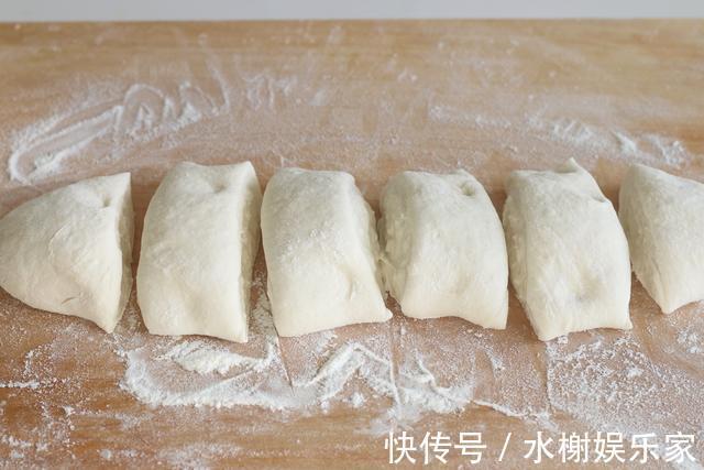 春天最鲜的蔬菜,加几个鸡蛋做成盒子,不爱面食的南方人见了都馋