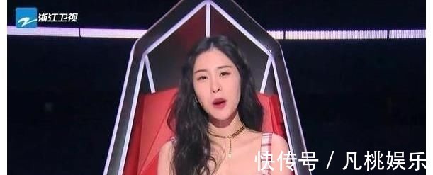 王靖雯现身好声音，光看长相，还以为是毛不易来了