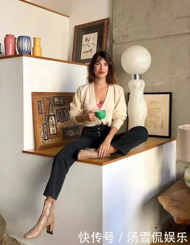 入秋的针织衫该怎么穿?女人来学学法式优雅风,浪漫和高级通通有