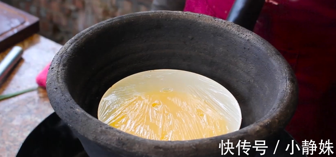 气泡|简单的鸡蛋羹你会做吗?教你蛋羹嫩滑无气泡的小绝招,收藏了