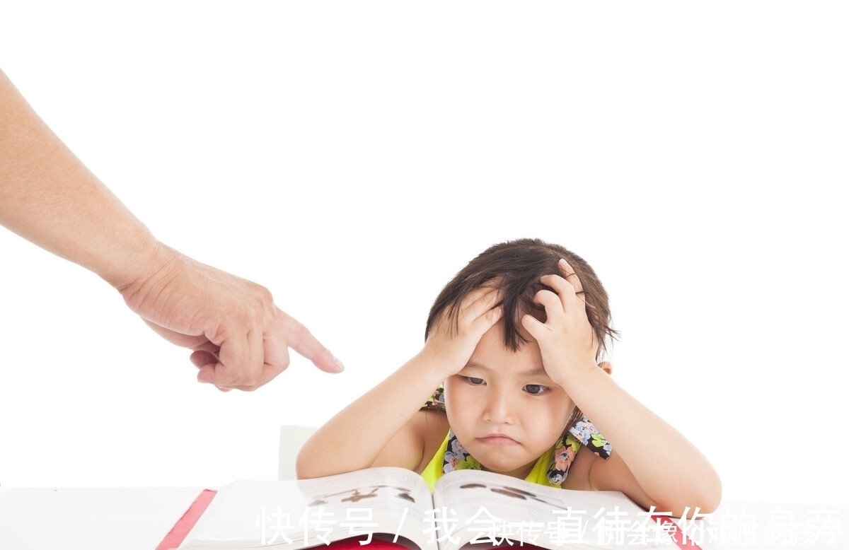 孩子|真为孩子好,这几种场合父母再生气也别批评孩子,孩子会感激你
