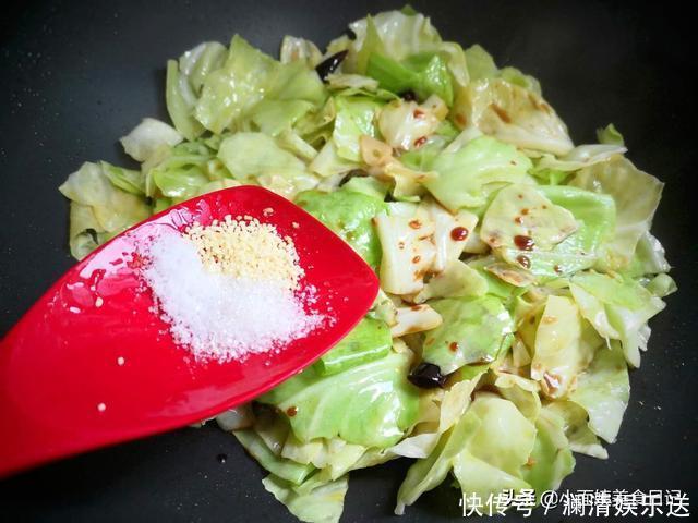 很多人不懂此菜,富含天然叶酸,1斤8毛,孕妇常吃对胎儿好处多