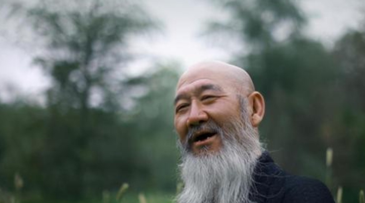 道家气功@清朝有个老头，苦修60年道家气功，最终被4个丫环一月破解而死