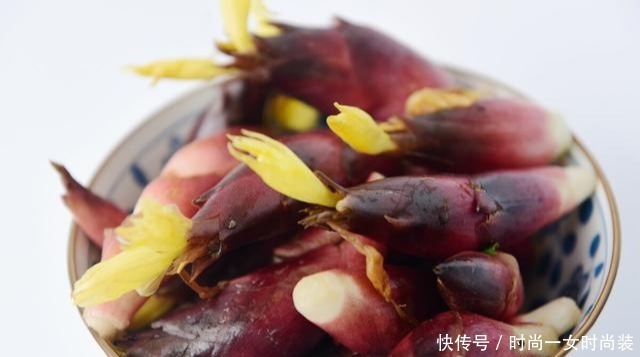 下饭|立秋后这种菜大量上市,用它来炒五花肉,很是开胃下饭,不妨一试