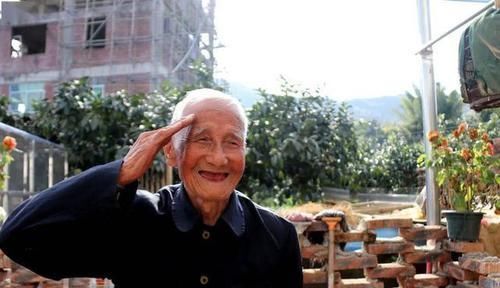 长寿|过了60岁,要想被长寿青睐,必须戒掉这件事,不是烟酒也不是熬夜