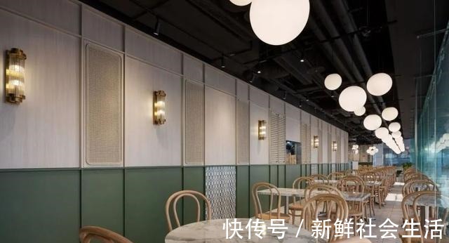 霓虹绿&238㎡茶餐厅,遇见老香港,霓虹绿、水磨石墙,太摩登!