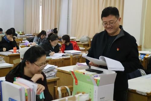 考上“985”“211”大学的学生，都是什么家庭背景？答案很残酷！