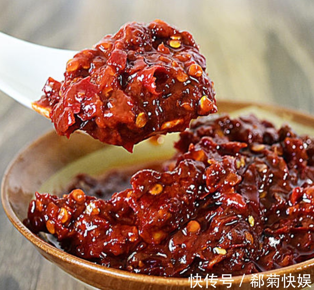 豆瓣酱|买郫县豆瓣酱时，认准这2个牌子，别管价格高低，都是好酱料