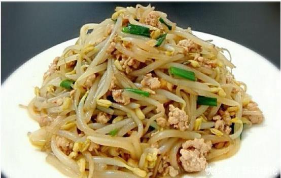 请朋友在家吃饭,学着让你当厨师,全家都爱吃