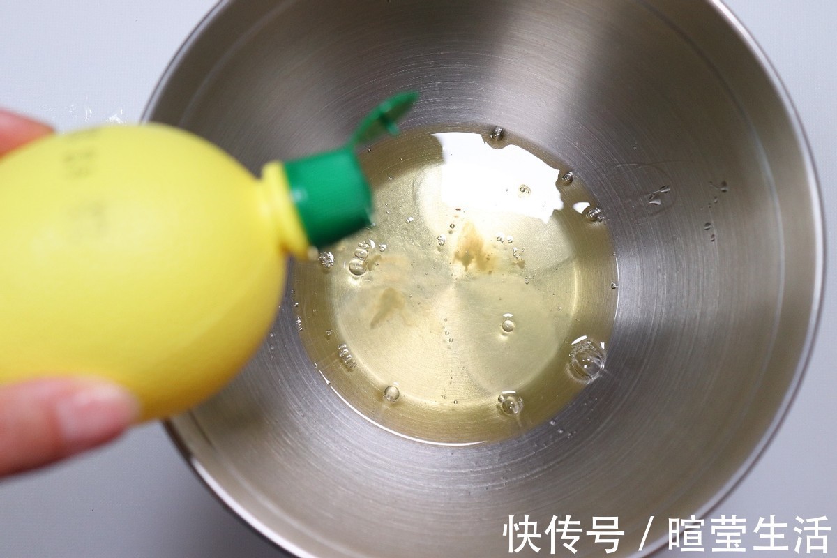 戚风蛋糕|自制酸奶蛋糕,松软香甜,比戚风蛋糕还要好吃,做法很简单
