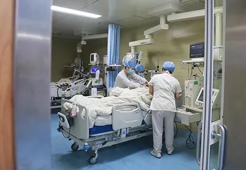 小吴|卫生组织联合声明：停止饮用“1水”，会加速血管堵塞，趁早远离