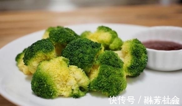 血管堵塞|高血脂''祸首''被揪出!烟酒仅排最后,若你常吃,血管堵塞更严重