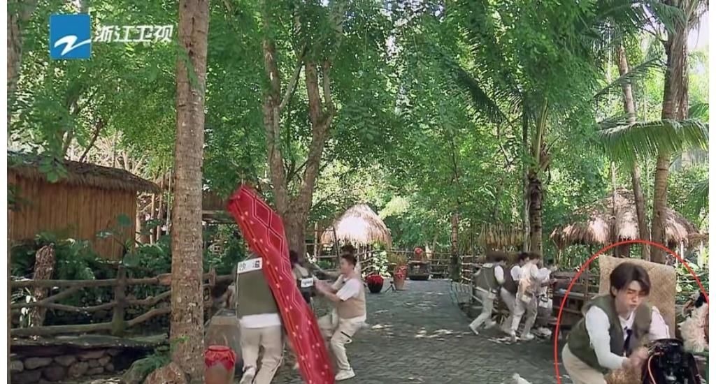 蔡徐坤玩游戏破坏规则却没人管,挺好一游戏最终彻底变了味儿