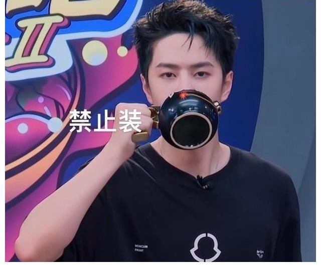 跳街舞|王一博开启连轴模式，兼顾天天向上跟街舞录制，两地来回奔波