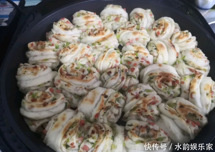 花卷还能这样吃!层次多营养多,一卷一切,外焦里软,比肉饼好吃