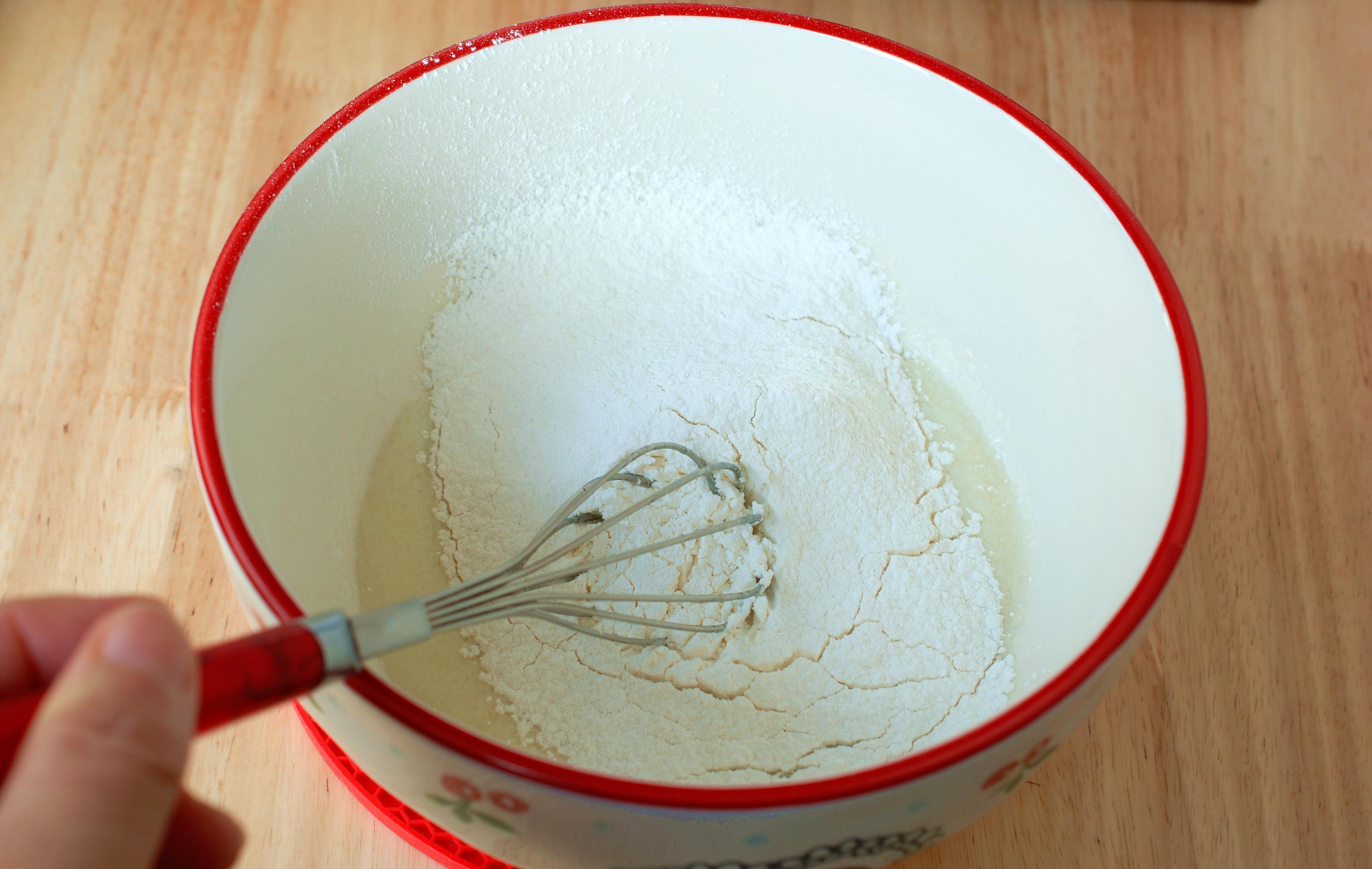 蛋糕|这么简单呀！一款巧克力小蛋糕的详细做法，没啥难度上手就成功了