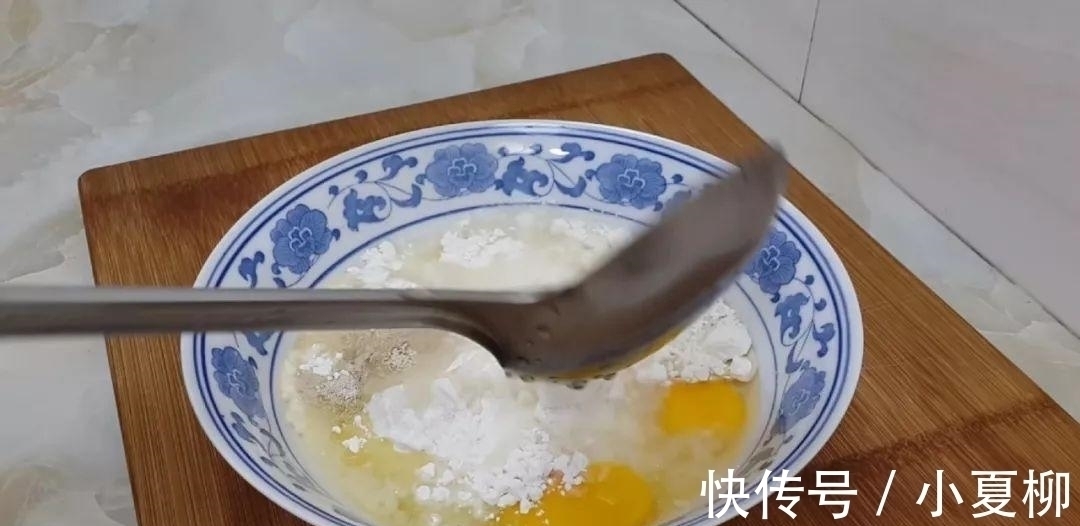 4勺红糖, 1斤面粉, 不用烤箱比面包油条都好吃, 30岁的我头一次吃