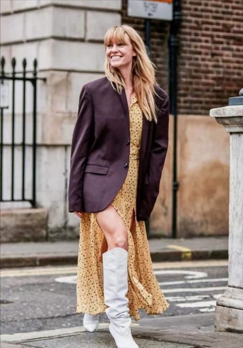 靴子别买太多，有这3双就够了，搭棉袄大衣都好看，显高时髦