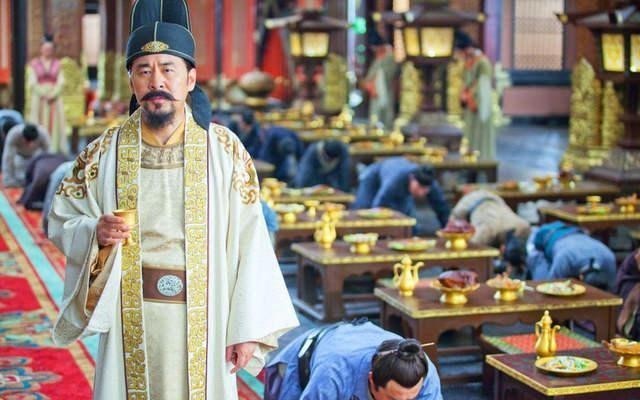 功臣|赵匡胤曾“杯酒释兵权”,朱元璋为什么不采用,却大肆诛杀功臣?