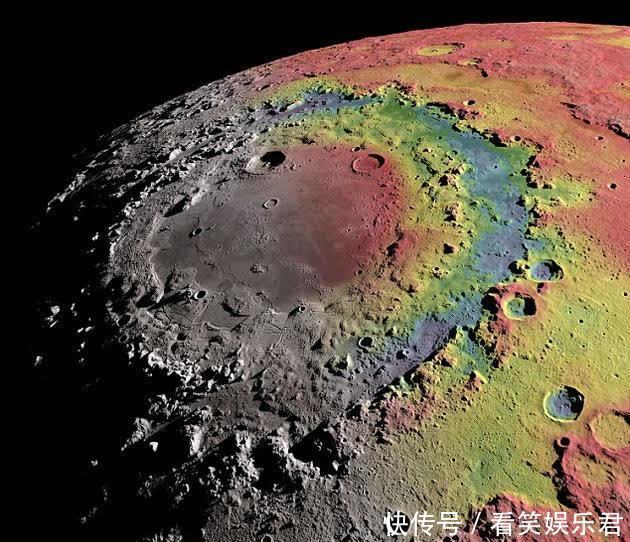 月球大型多环盆地成因：或因天体撞击月面形成