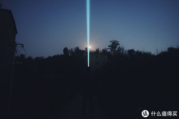 光剑在手,黑暗你走——纳丽德L10MAX白激光手电