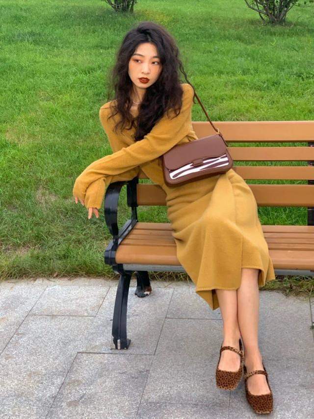 f秋冬,色彩搭配法则,掌握这3种颜色搭配技巧,让你美出新高度