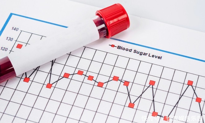 血糖高不高,睡觉先知提醒睡觉有3个表现说明糖