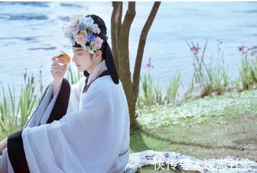 茱萸$真·花美男|穿汉服还要在头上戴花,本以为会奇怪,但被惊艳到了