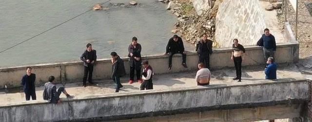 道理|农村谚语中“年过四十,欠两债不忘两恩”具体是什么意思有道理吗