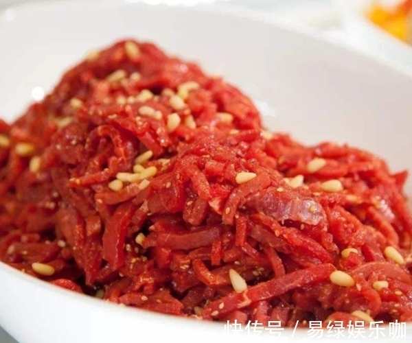 医生|以下四种食物,医生从来不吃,许多人还傻傻买回家,身体早晚拖垮