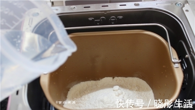 面团|喜欢面食的朋友，不要错过这款馒头，直接成型，蓬松暄软有点弹