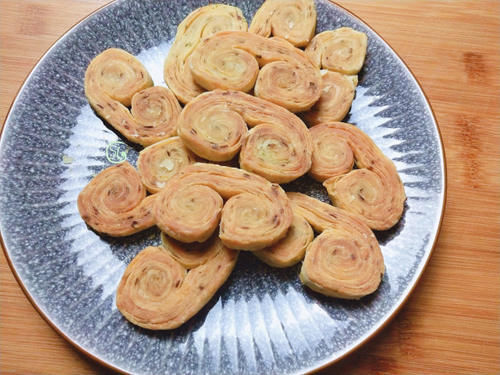 面粉|这才是面粉最解馋做法,不烤不炸,简单一做,咸香酥脆,孩子爱吃