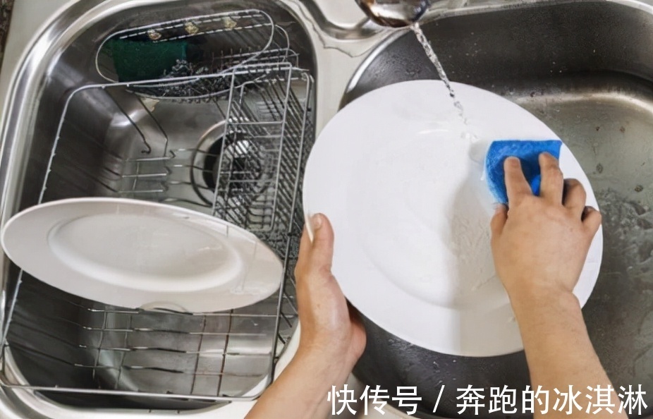 户外自驾露营，如何优雅地生火做饭？