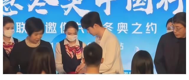 王一博是真胖了,还是因为他太红招人嫉妒?开年被三黑是得罪了谁