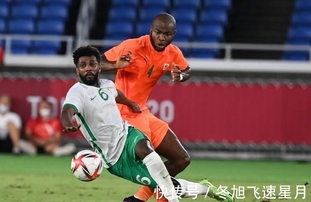 国足|5-1!亚洲劲旅暴走,将6进世界杯,梅西姆巴佩约战国足,李铁难堪